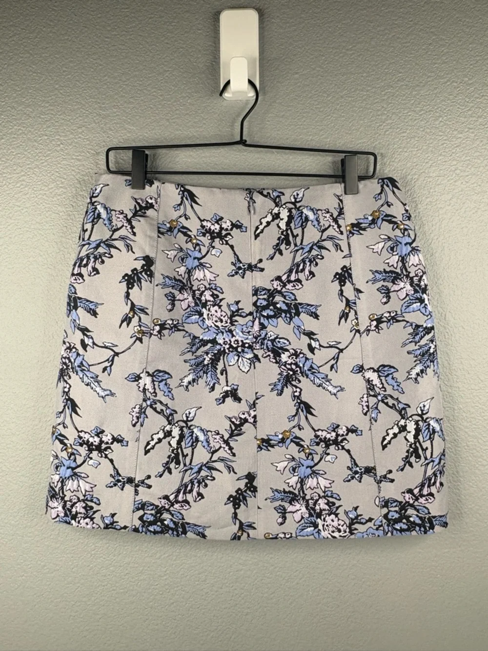 LOFT Grey Pastel Floral Brocade Tapestry Print Mini Skirt - Picture 2 of 6